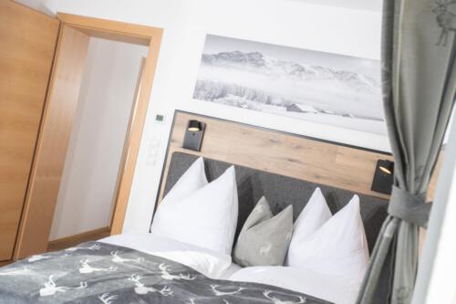 Firm21 FewoSchw.123-min