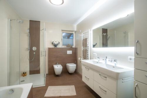 Firm21 FewoSchw.516-min